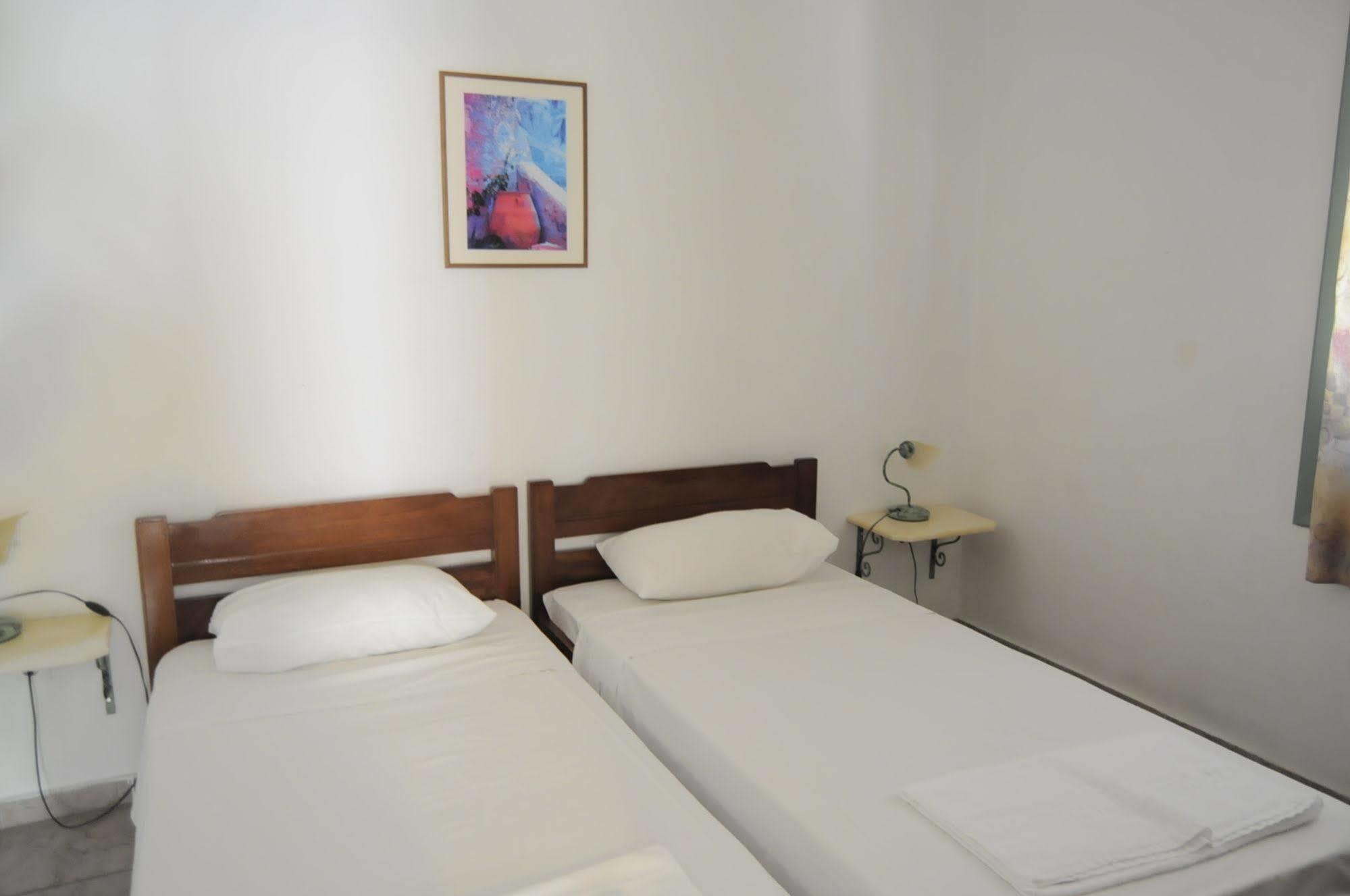 Amazones Villas Apartments Hersonissos  Bagian luar foto
